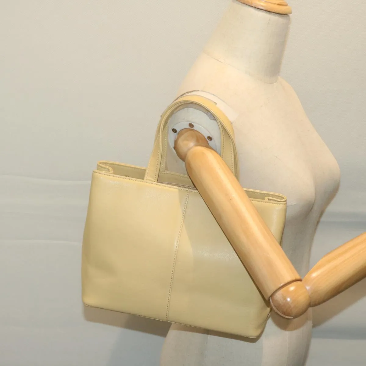 BURBERRY Handbag
