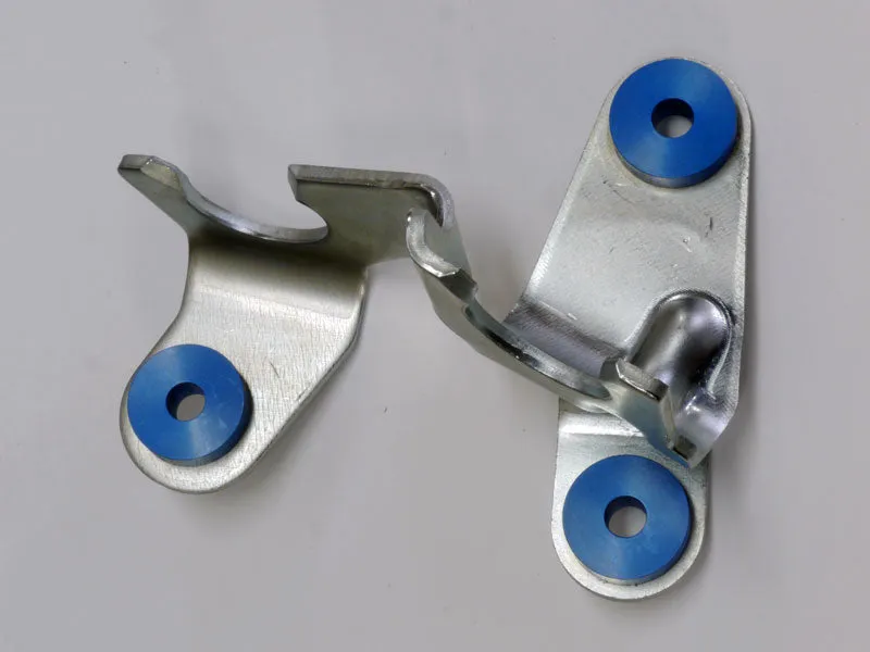 CUSCO 623 938 A Shift control cable bracket collar for SUZUKI Swift Sport (ZC33S)