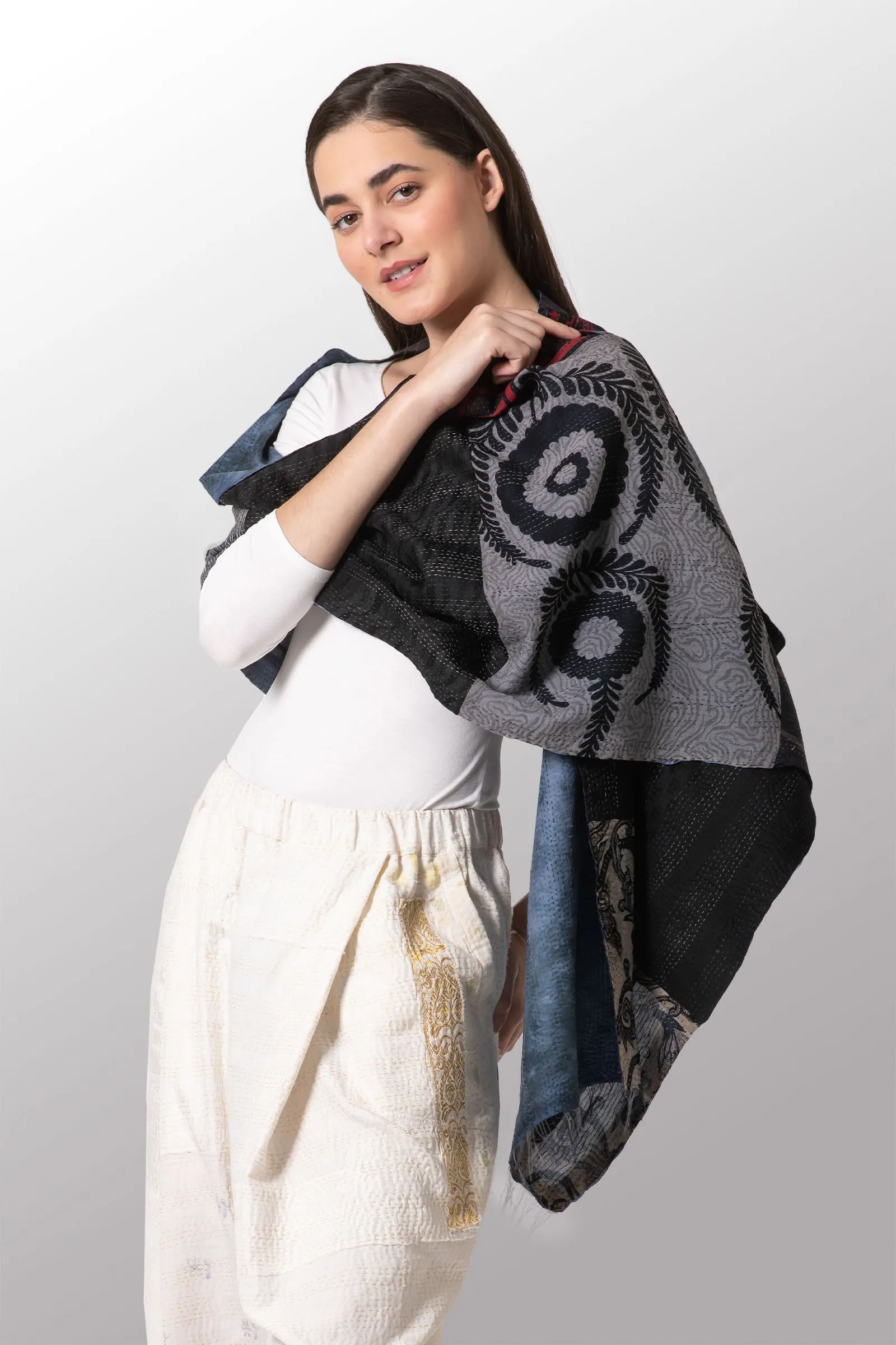 GEORGETTE JACQUARD VINTAGE SILK PATCH KANTHA SCARF STANDARD - gj2801-blk -