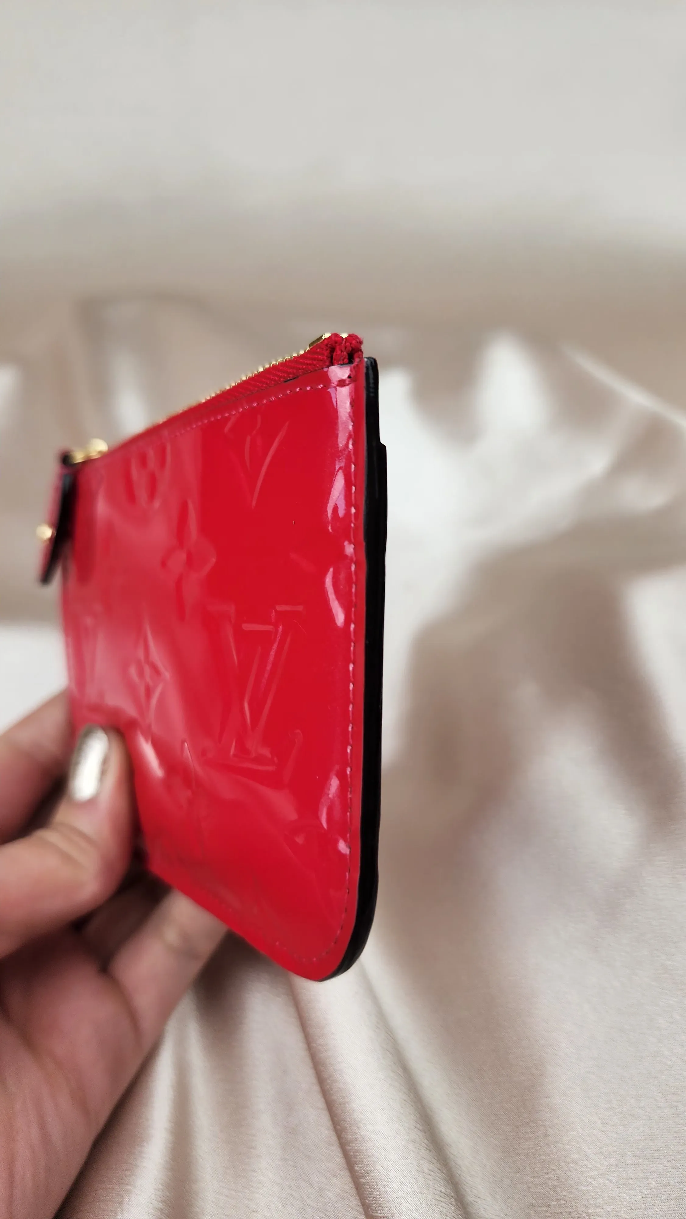 Louis Vuitton pink Vernis Pochette Key Cles - 1277