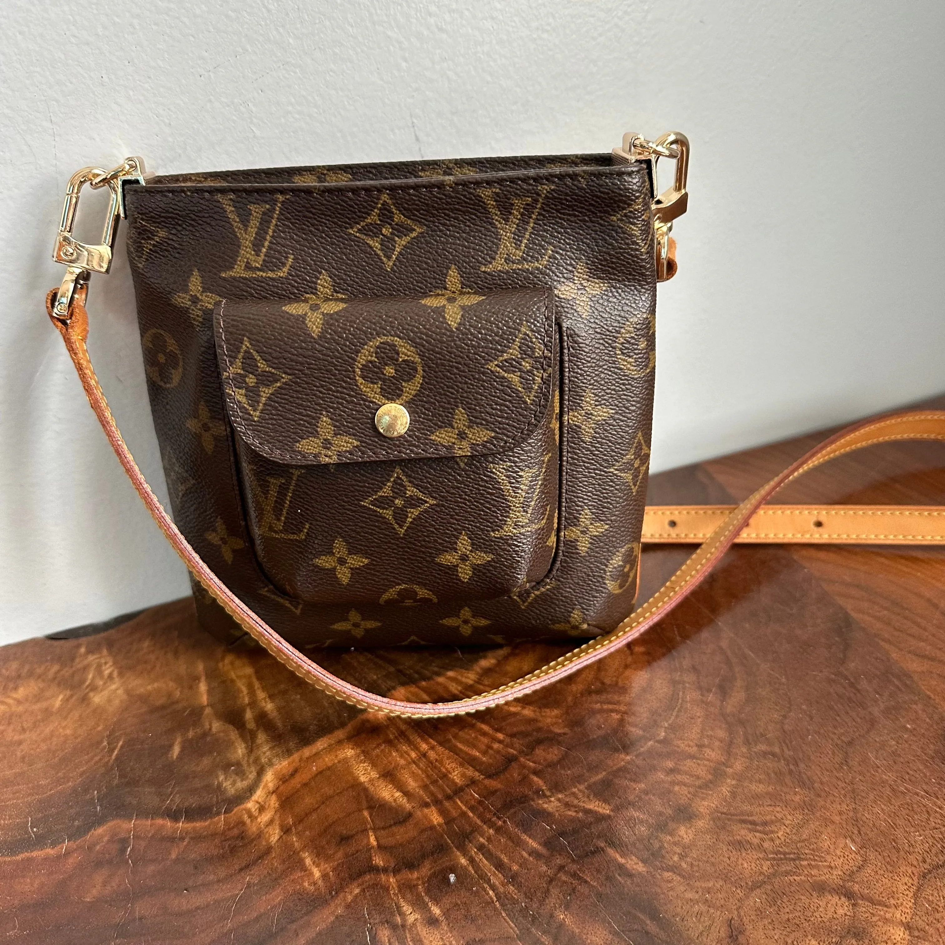 The Junco Crossbody - Vintage LV Monogram in Vachetta
